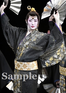 珠城りょう 舞台写真／月組東京公演『WELCOME TO TAKARAZUKA ―雪と月と花と―』『ピガール狂騒曲』