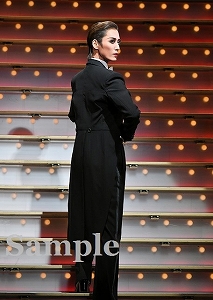月城かなと 舞台写真／月組東京公演『WELCOME TO TAKARAZUKA ―雪と月と花と―』『ピガール狂騒曲』