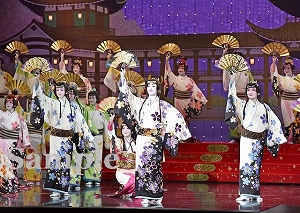 珠城 他 舞台写真／月組東京公演『WELCOME TO TAKARAZUKA ―雪と月と花と―』『ピガール狂騒曲』