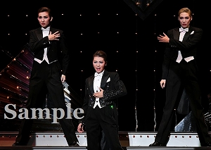 礼・愛月・綺城 舞台写真／星組梅田芸術劇場メインホール公演『エル・アルコン―鷹―』『Ray―星の光線―』