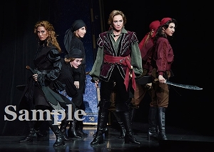 愛月　他 舞台写真／星組梅田芸術劇場メインホール公演『エル・アルコン―鷹―』『Ray―星の光線―』