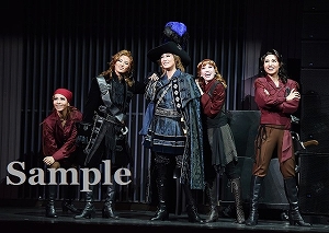 愛月　他 舞台写真／星組梅田芸術劇場メインホール公演『エル・アルコン―鷹―』『Ray―星の光線―』