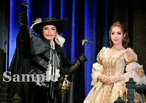 天寿・小桜 舞台写真／星組梅田芸術劇場シアター・ドラマシティ公演『シラノ・ド・ベルジュラック』