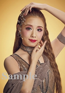 愛すみれ スチール写真／雪組公演『f f f―フォルティッシッシモ―』『シルクロード～盗賊と宝石～』