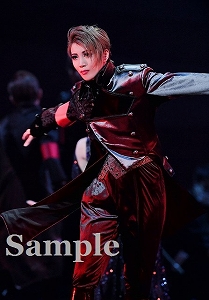 綾凰華 舞台写真／雪組大劇場公演『f f f―フォルティッシッシモ―』『シルクロード～盗賊と宝石～』