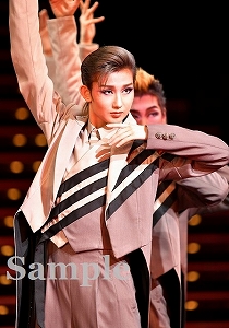 綺城ひか理 舞台写真／星組大劇場公演『ロミオとジュリエット』