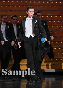 彩風咲奈 舞台写真／雪組東京宝塚場公演『f f f―フォルティッシッシモ―』『シルクロード～盗賊と宝石～』