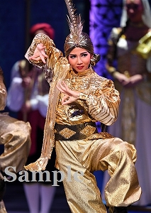 夢奈瑠音 舞台写真／月組TBS赤坂ACTシアター公演『ダル・レークの恋』