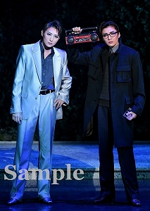 珠城･鳳月 舞台写真／月組宝塚バウホール公演『幽霊刑事（デカ）～サヨナラする、その前に～』