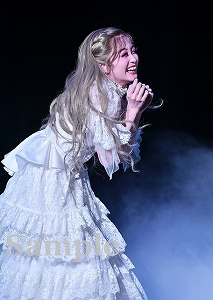 舞空瞳 舞台写真／星組東京公演『ロミオとジュリエット』