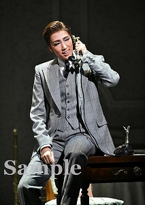 真風涼帆  舞台写真／宙組東京建物 Brillia HALL公演『Hotel Svizra House ホテル スヴィッツラ ハウス』