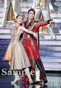 珠城・美園 舞台写真／月組大劇場公演『桜嵐記(おうらんき)』『Dream Chaser』