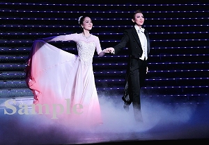 珠城・美園 舞台写真／月組大劇場公演『桜嵐記(おうらんき)』『Dream Chaser』