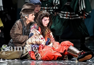 珠城・千海 舞台写真／月組大劇場公演『桜嵐記(おうらんき)』『Dream Chaser』