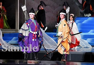 鳳月・月城 舞台写真／月組大劇場公演『桜嵐記(おうらんき)』『Dream Chaser』