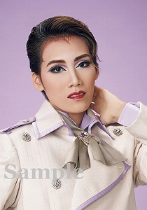 鷹翔千空 スチール写真／宙組公演『シャーロック・ホームズ―The Game Is Afoot!―』『Delicieux（デリシュー）!―甘美なる巴里―』