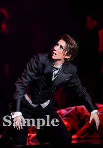 真風涼帆 舞台写真／宙組大劇場公演『シャーロック・ホームズ―The Game Is Afoot!―』『Delicieux（デリシュー）!―甘美なる巴里―』