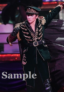 真風涼帆 舞台写真／宙組大劇場公演『シャーロック・ホームズ―The Game Is Afoot!―』『Delicieux（デリシュー）!―甘美なる巴里―』