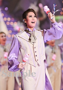 瑠風輝 舞台写真／宙組大劇場公演『シャーロック・ホームズ―The Game Is Afoot!―』『Delicieux（デリシュー）!―甘美なる巴里―』