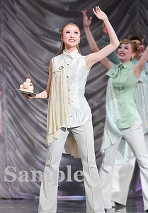 潤花 舞台写真／宙組大劇場公演『シャーロック・ホームズ―The Game Is Afoot!―』『Delicieux（デリシュー）!―甘美なる巴里―』