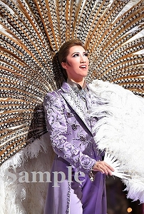 真風涼帆 ポケットスチール／宙組大劇公演『シャーロック・ホームズ―The Game Is Afoot!―』『Delicieux（デリシュー）!―甘美なる巴里―』