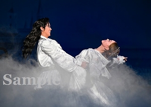 彩風･朝月 舞台写真／雪組全国ツアー公演『ヴェネチアの紋章』『ル・ポァゾン 愛の媚薬―Again―』