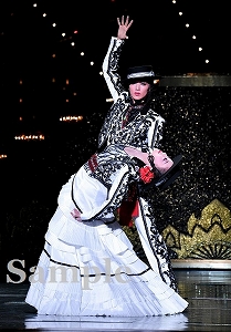 彩風･朝月 舞台写真／雪組大劇場公演『CITY HUNTER』『Fire Fever!』