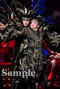 彩風･朝月 ポケットスチール／雪組大劇場公演『CITY HUNTER』『Fire Fever!』