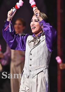 真風涼帆 舞台写真／宙組東京公演『シャーロック・ホームズ―The Game Is Afoot!―』『Delicieux（デリシュー）!―甘美なる巴里―』