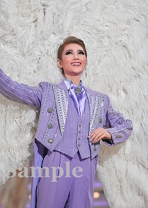 芹香斗亜 舞台写真／宙組東京公演『シャーロック・ホームズ―The Game Is Afoot!―』『Delicieux（デリシュー）!―甘美なる巴里―』