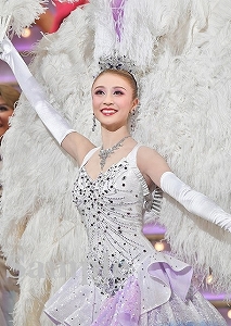 潤花 舞台写真／宙組東京公演『シャーロック・ホームズ―The Game Is Afoot!―』『Delicieux（デリシュー）!―甘美なる巴里―』