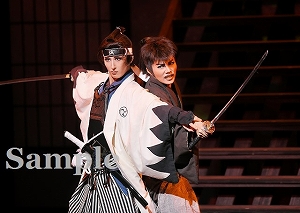 水美･飛龍 舞台写真／花組KAAT神奈川芸術劇場公演『銀ちゃんの恋』