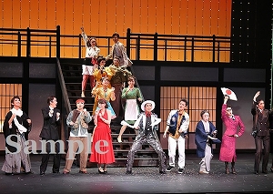 フィナーレ 舞台写真／花組KAAT神奈川芸術劇場公演『銀ちゃんの恋』