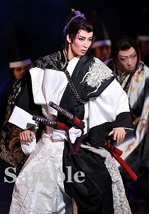 大衆演劇　立役　衣装　鳳仙花出品 鳳月杏 舞台写真／花組大劇場公演『CASANOVA』(舞台写真