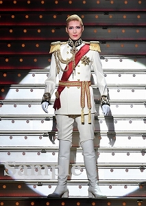 愛月ひかる 舞台写真／「愛月ひかるサヨナラショー」