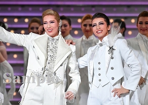 礼･愛月 舞台写真／「愛月ひかるサヨナラショー」