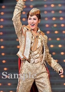 月城かなと 舞台写真／月組博多座公演『川霧の橋』『Dream Chaser―新たな夢へ―』