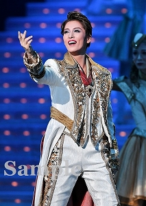 月城かなと 舞台写真／月組博多座公演『川霧の橋』『Dream Chaser―新たな夢へ―』