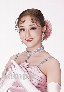 mai-mai　新品　ファミリア　宝塚歌劇団 宝塚歌劇×ファミリアに新展開、新キャラ「ビオラちゃん」登場