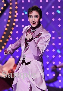 優波慧 舞台写真／花組大劇場公演『元禄バロックロック』『The Fascination（ザ ファシネイション）!』