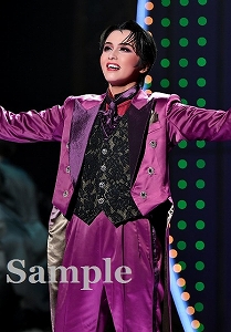 暁千星 舞台写真／月組大劇場公演『今夜、ロマンス劇場で』『FULL SWING！』