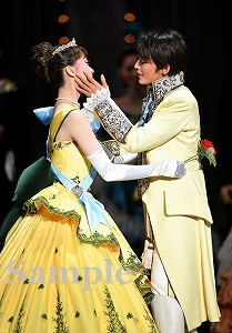 月城・海乃 舞台写真／月組大劇場公演『今夜、ロマンス劇場で』『FULL SWING！』