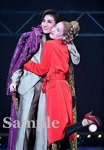 鳳月・晴音 舞台写真／月組大劇場公演『今夜、ロマンス劇場で』『FULL SWING！』