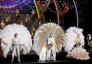 フィナーレ 舞台写真／月組大劇場公演『今夜、ロマンス劇場で』『FULL SWING！』