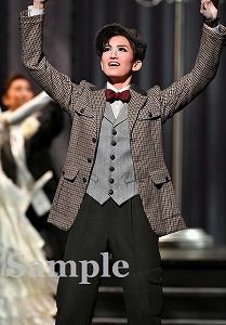 礼華はる 舞台写真／月組新人公演『今夜、ロマンス劇場で』