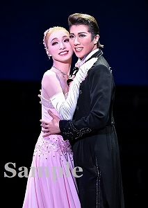 縣・夢白 舞台写真／雪組宝塚バウホール公演『Sweet Little Rock 'n' Roll』