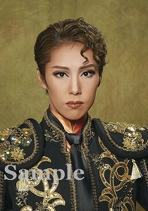 秋奈るい スチール写真／宙組公演『NEVER SAY GOODBYE』