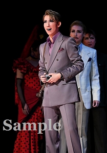 真風涼帆 舞台写真／宙組大劇場公演『NEVER SAY GOODBYE』