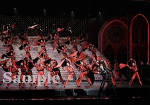 真風　他 舞台写真／宙組大劇場公演『NEVER SAY GOODBYE』