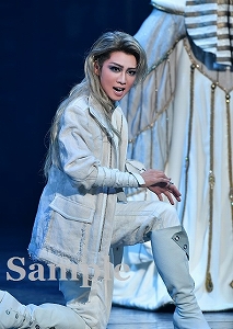 礼真琴 舞台写真／星組御園座公演『王家に捧ぐ歌』